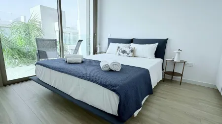 TooCoool Villa - Azure Seaview