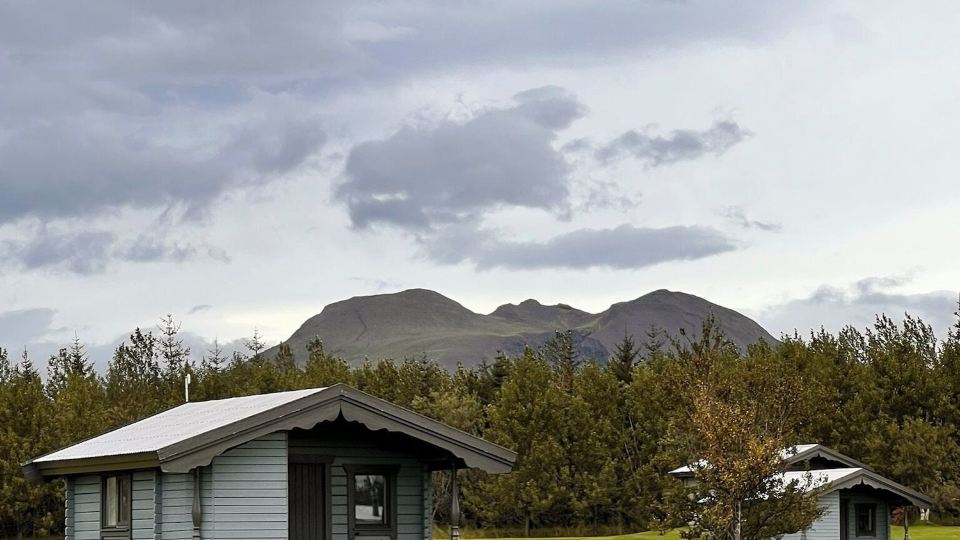 Hellisholar Cottages