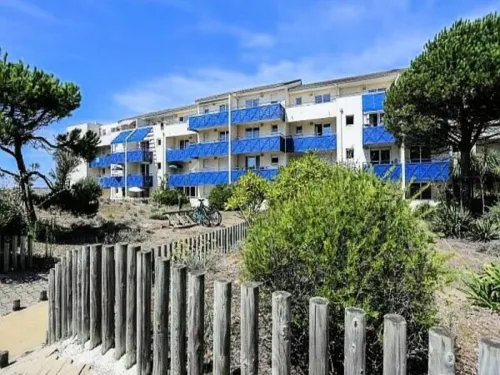 Navy Blue Residence for three people - Wifi