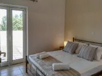 Stunning villa in Sfakaki - 3-Star