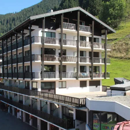 Apartment for 4 people with balcony Отели в г. Шатель