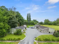 Tower Road Motel - โมเทล