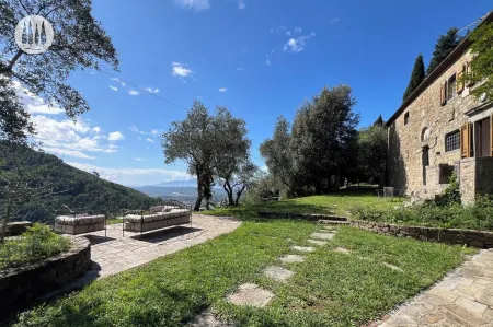 Residential church in a villa with pool and panoramic views in Tuscany