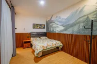 Asri Panderman Villa J-2 Hotellit kohteessa Kehutanan