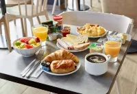 B&B Hotel Massy Gare TGV Hotel a Massy