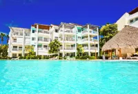 Playa Turquesa 1 Bdr Penthouse + Loft-Ocean View - Sleeps 4 Direct Beach Access