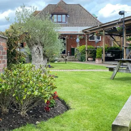 The Swan Motel, Gillingham