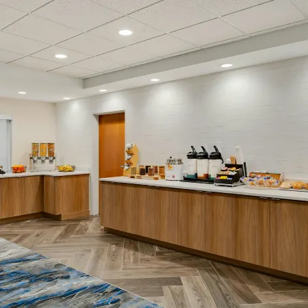 Fairfield Inn & Suites Bloomington