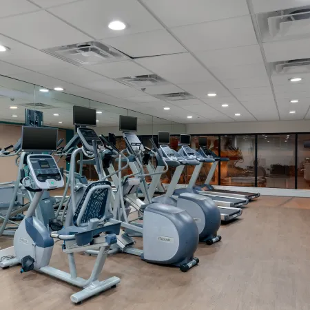 Holiday Inn Express & Suites ATLANTA DOWNTOWN by IHG Отели рядом с достопримечательностью «Театр «Табернакл»»