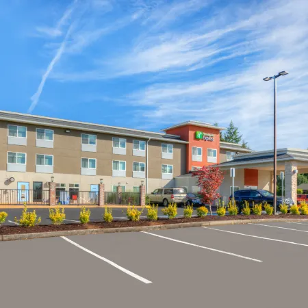 Holiday Inn Express NEWBERG - WINE COUNTRY by IHG