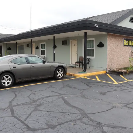 Best Nights Inn - Sparta