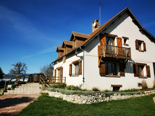 Le Bois Aux Cerfs Hotels in Rolleboise