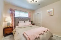 10 Mi to Dtwn Phoenix: Home w/ Private Pool!