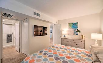 Luxe Naples Escape Walk to Beach and Downtown!