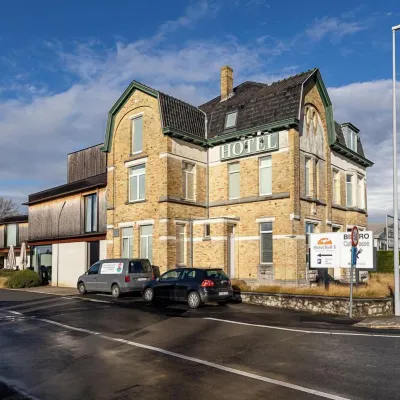 Hotel Bell-X Kortrijk-Wevelgem Hotels near Bissegem