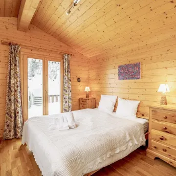 Chalet Nuage Family Friendly Mountain Getaway