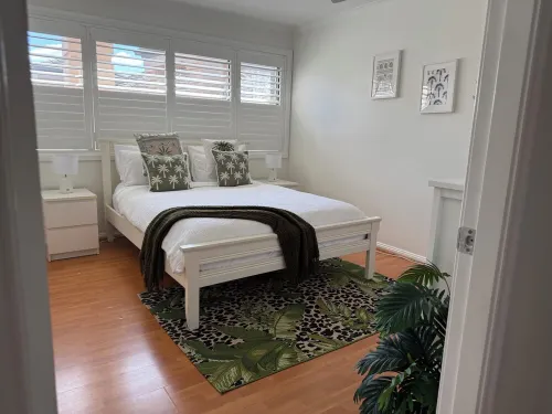 Miranda Retreat Stylish 1-Bedroom Near Cronulla & Sydney Airport Hotels in Miranda