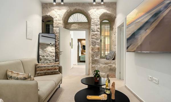 Mamilla View- Suites & Apt Hotel