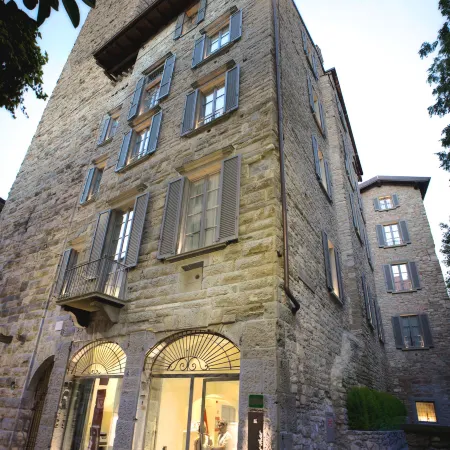 GombitHotel