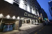 Hotel the Wall in Gwangmyeong - ที่มีที่จอดรถ