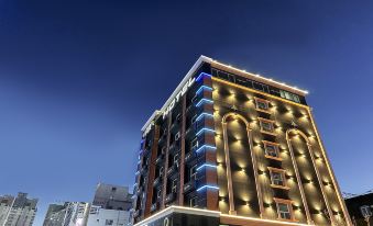 Hotel Fox in Wonpyeong-Dong, Gumi