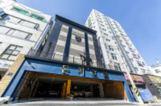 Bucheon Boutique Donkey Hotel