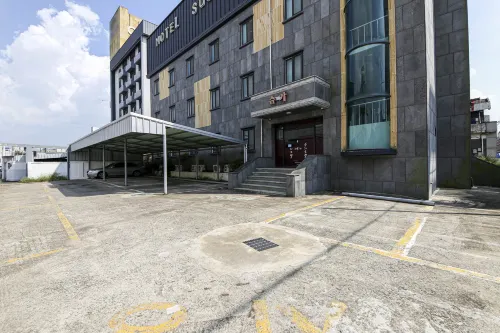 Sugar Motel Hotels in Gunsan-si