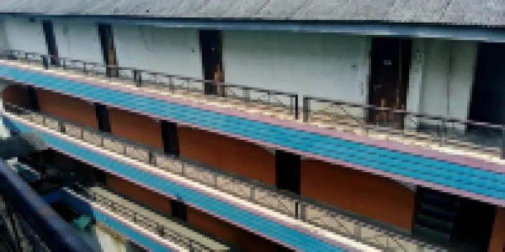 미드 웨이 투어리스트 & 리조트