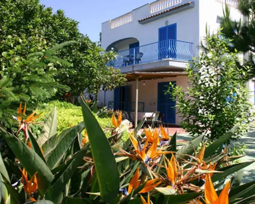 瑪麗努別墅飯店 Cava dell'Isola Beach附近的飯店