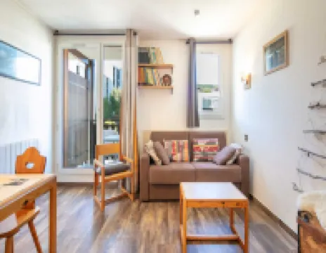 Cosy Mountain Retreat for 4 Guests