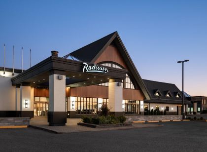 Radisson Hotel Montreal Airport