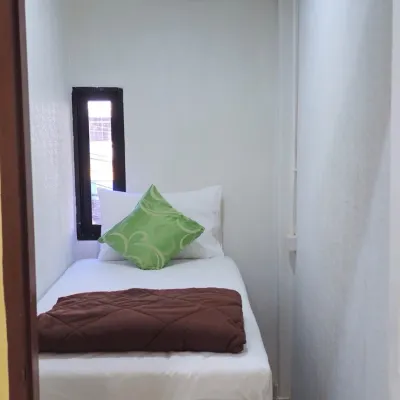 Krabi Boxtel Hotels near Wat Kaeo Korawaram