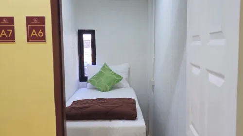 クラビ ボックステル