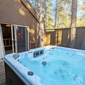 Pole House 10 2 Bedroom Cabin