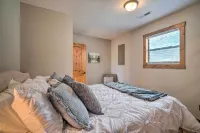Shell Knob Guest House w/ Lake View, Fire Pit - Homestays