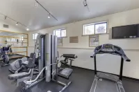 Best Western  Frontier Motel - Gym
