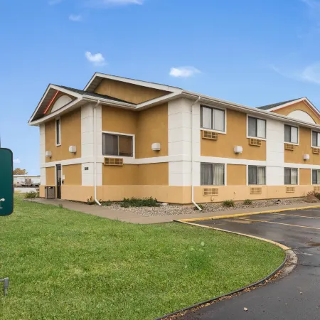 Quality Inn & Suites South