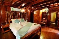 Triveny River Palace Hotel di Alappuzha