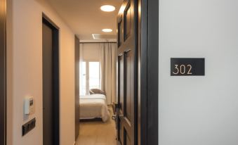 Lesvion Hotel