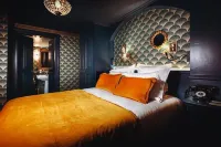 Madame C - Hôtel Particulier