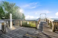 Seaside Beach & Racquet Club 4311 by Vacation Homes Collection