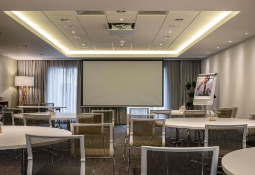 노보텔 런던 브렌트퍼드