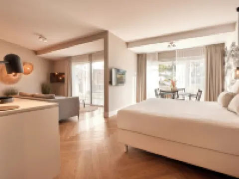 Van der Valk Hotel Bloom Hotels in Frejus