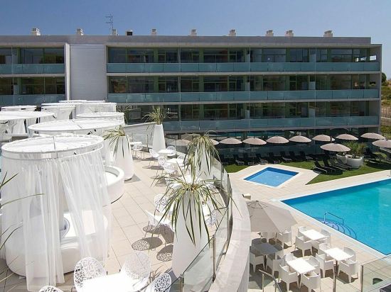 Apartment in Costa Dorada Near the Beach