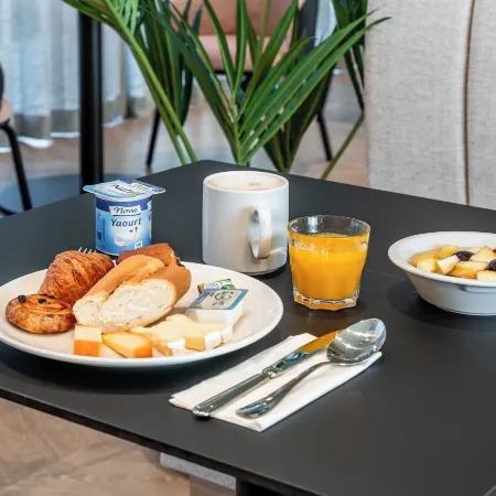 B&B HOTEL Luxembourg Centre Cloche d'Or