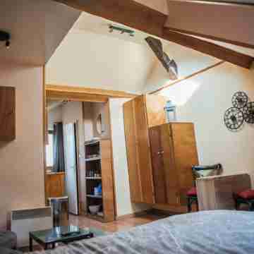 Charming bright studio in the Marais Rooms