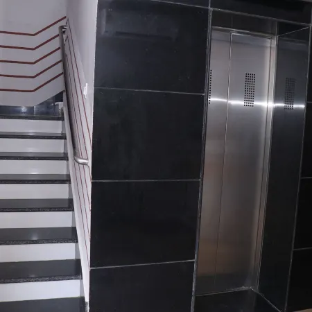 Hotel Lakhdatar Отели рядом с достопримечательностью «Железнодорожный вокзал Кота»