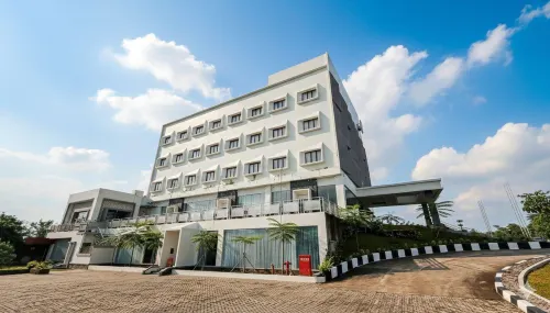 Lakeside TELL Cikarang