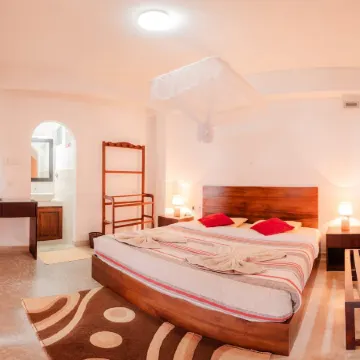 Hill Safari - Tea Estate Villa