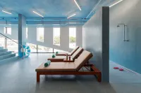 Moxy Alfragide Lisboa - Pools